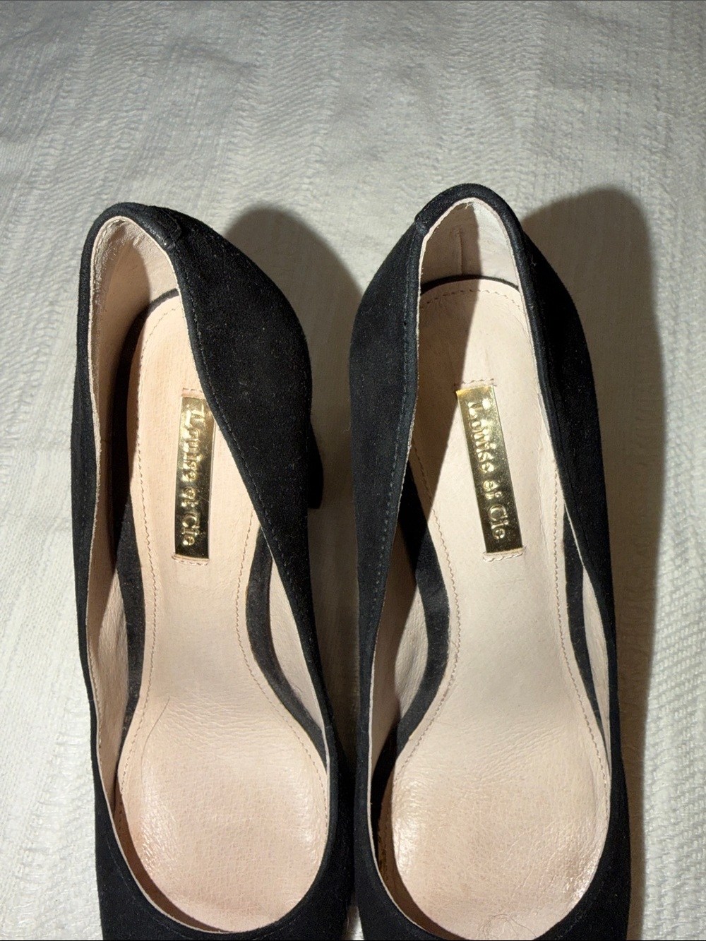 Louise et Cie Black Suede Block Heel Pumps, Size 7, VGUS - Picture 3 of 5